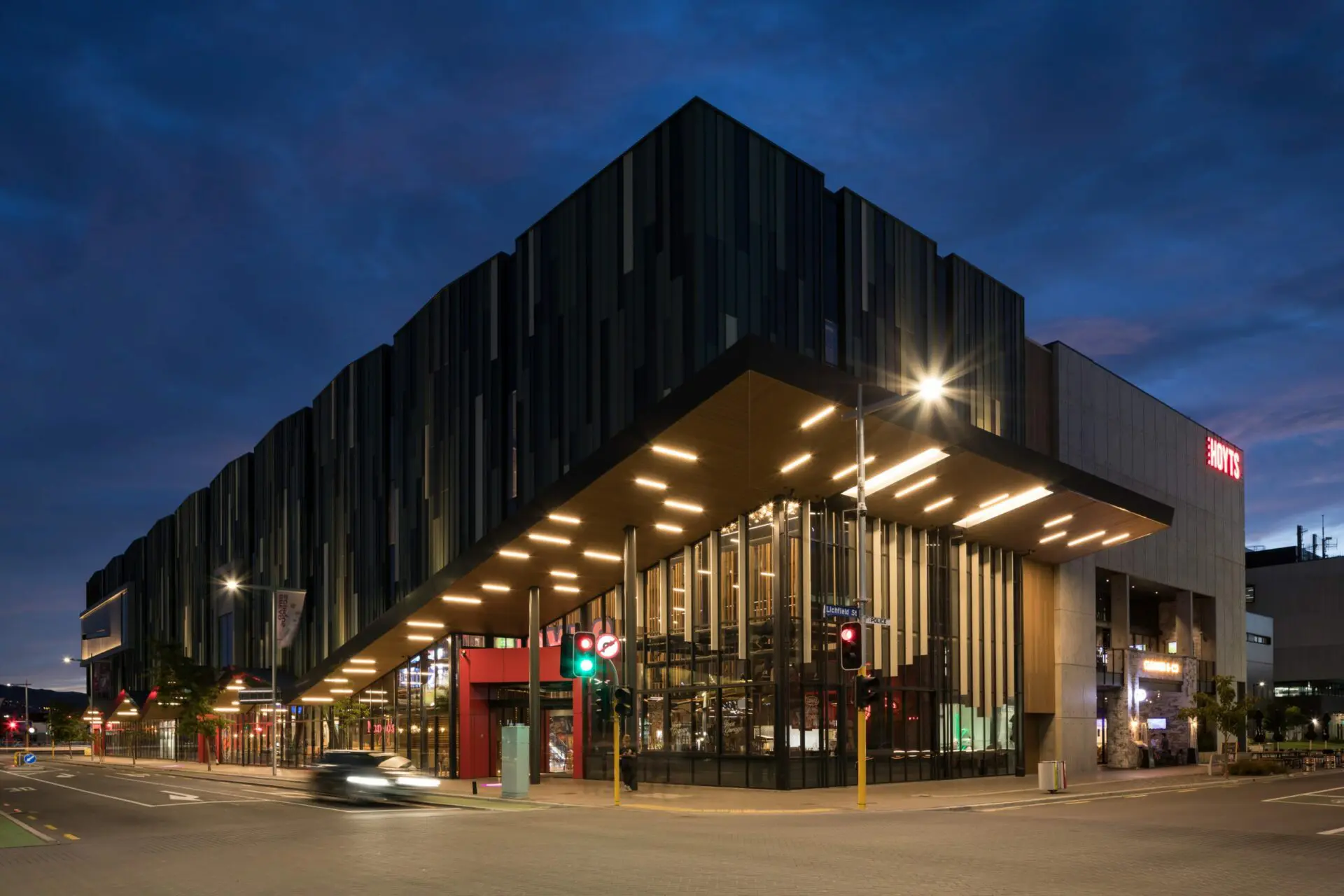 hoyts - image 10